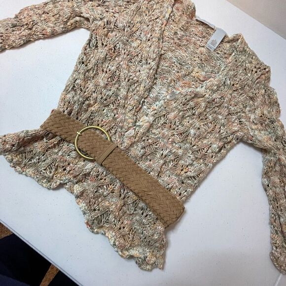 JH COLLECTIBLES Woman's M Open Crochet Knit Sweater Button belt - Picture 1 of 7